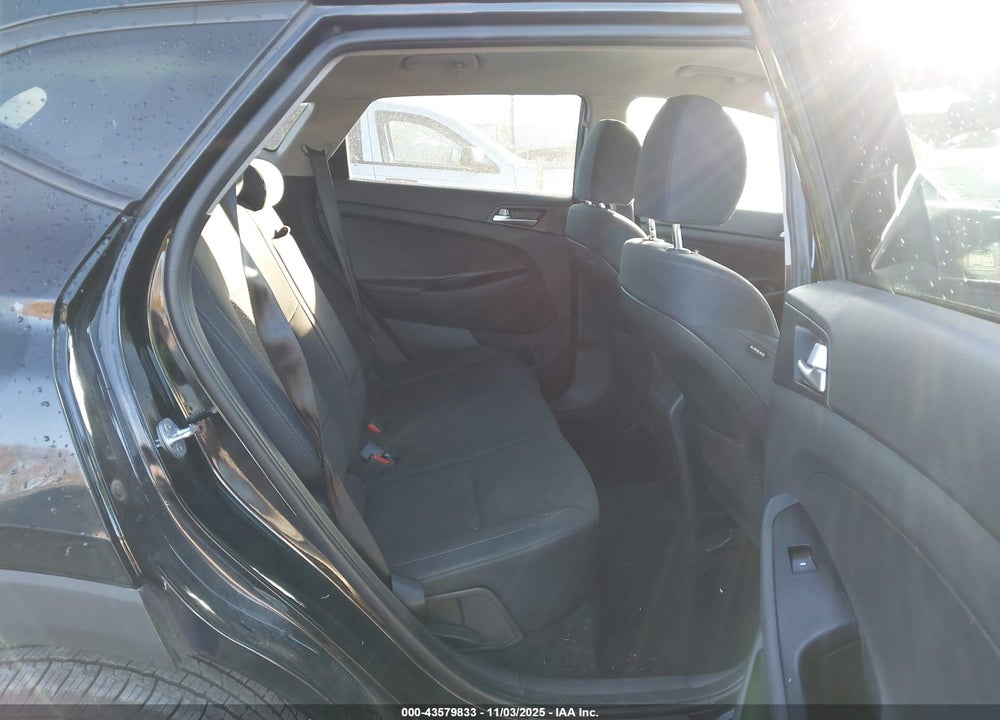 2021 HYUNDAI TUCSON SE VIN: KM8J2CA45MU289226
