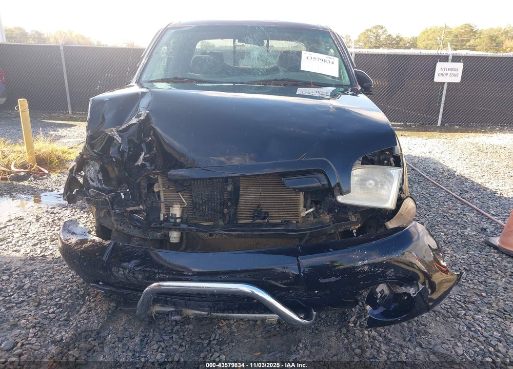2004 TOYOTA TUNDRA SR5 V8 VIN: 5TBBT44184S449402