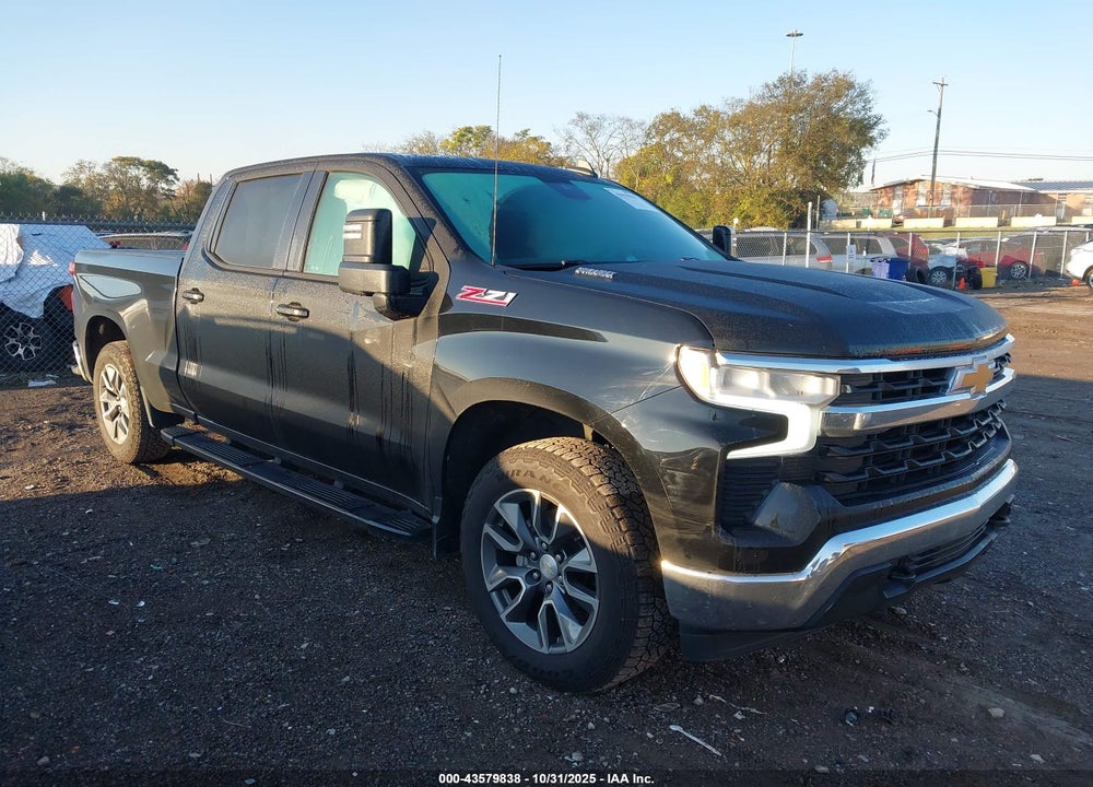 2022 CHEVROLET SILVERADO 1500 4WD STANDARD BED LT VIN: 1GCUDDET7NZ514513