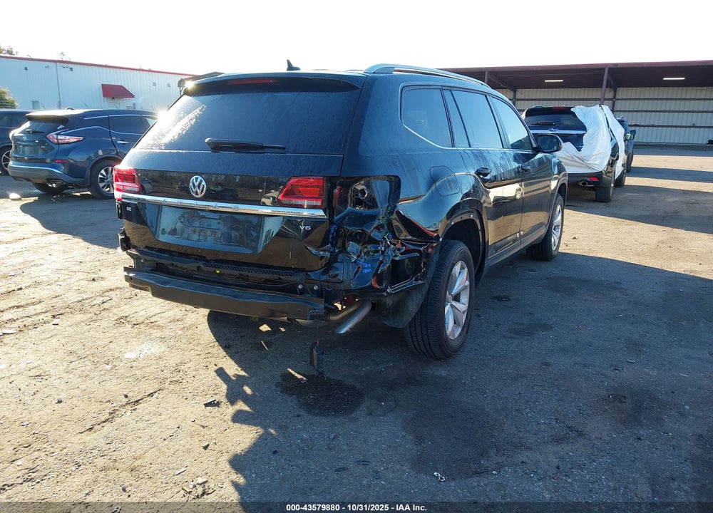 2019 VOLKSWAGEN ATLAS VIN: 1V2WR2CAXKC558647