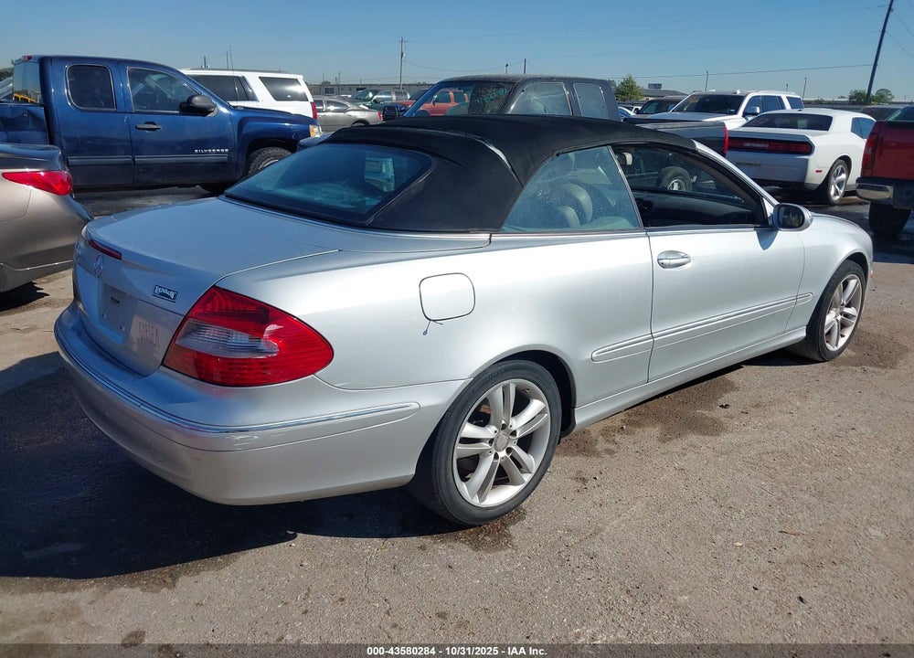 2008 MERCEDES-BENZ CLK 350 VIN: WDBTK56FX8T096468