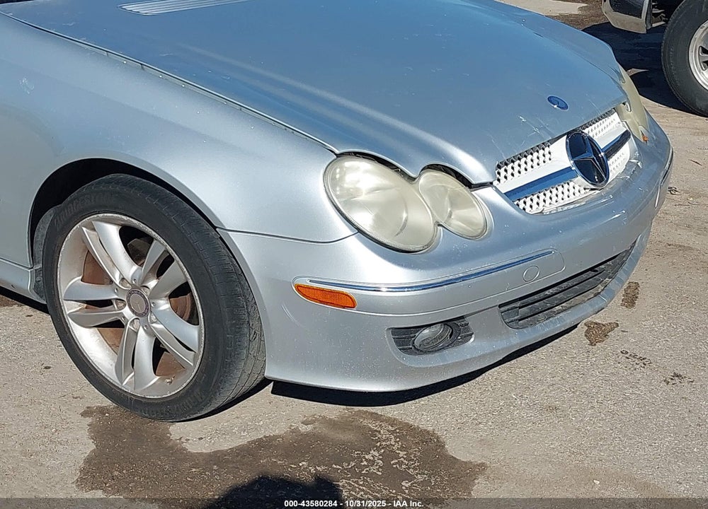 2008 MERCEDES-BENZ CLK 350 VIN: WDBTK56FX8T096468