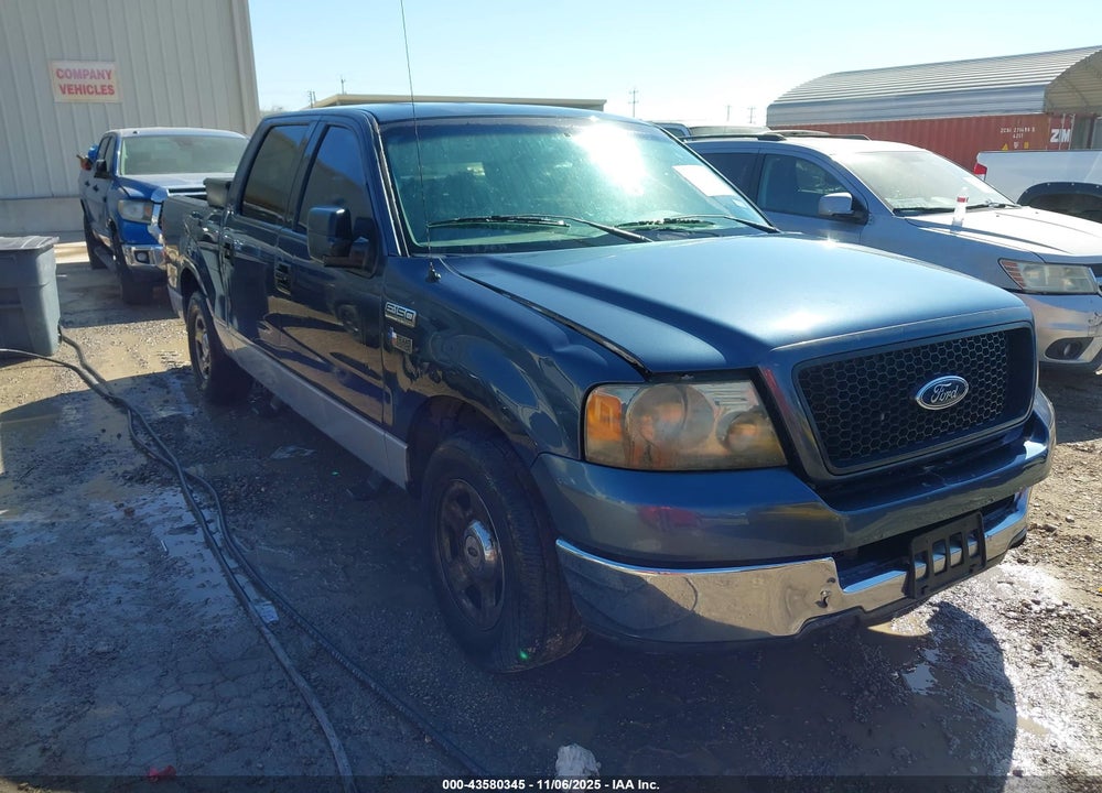 2005 FORD F-150 XLT VIN: 1FTRW12W85KB74147