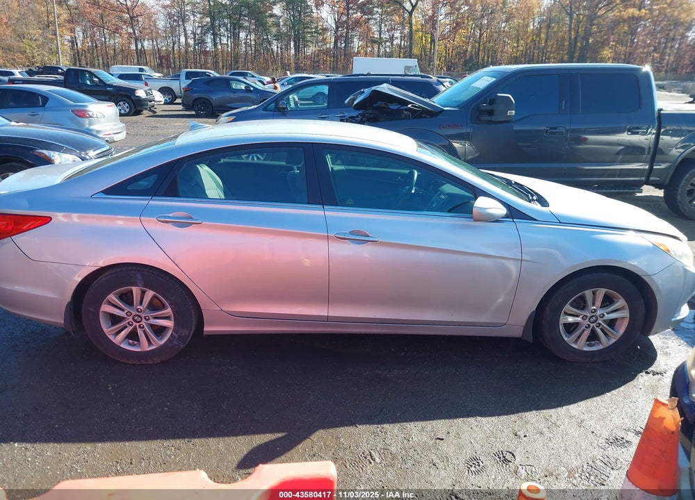 2013 HYUNDAI SONATA GLS VIN: 5NPEB4ACXDH517525