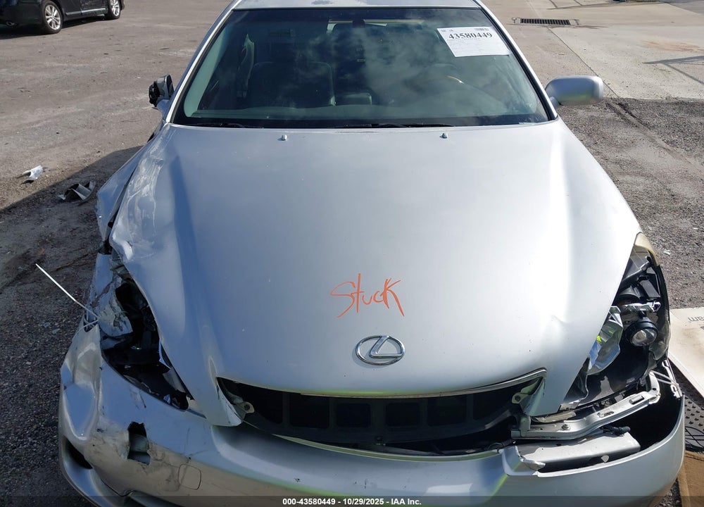 2005 LEXUS ES 330 VIN: JTHBA30G155067834