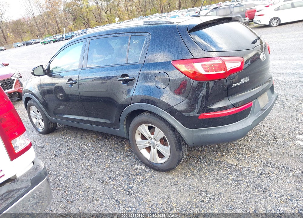 2011 KIA SPORTAGE VIN: KNDPBCA29B7023622