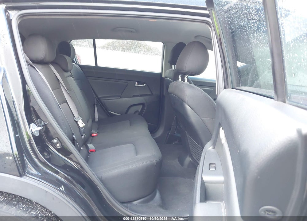 2011 KIA SPORTAGE VIN: KNDPBCA29B7023622