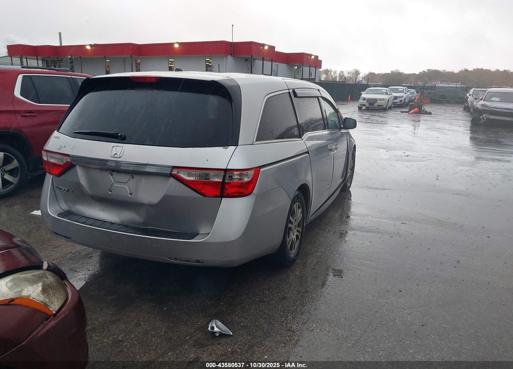 2011 HONDA ODYSSEY EX-L VIN: 5FNRL5H69BB077118