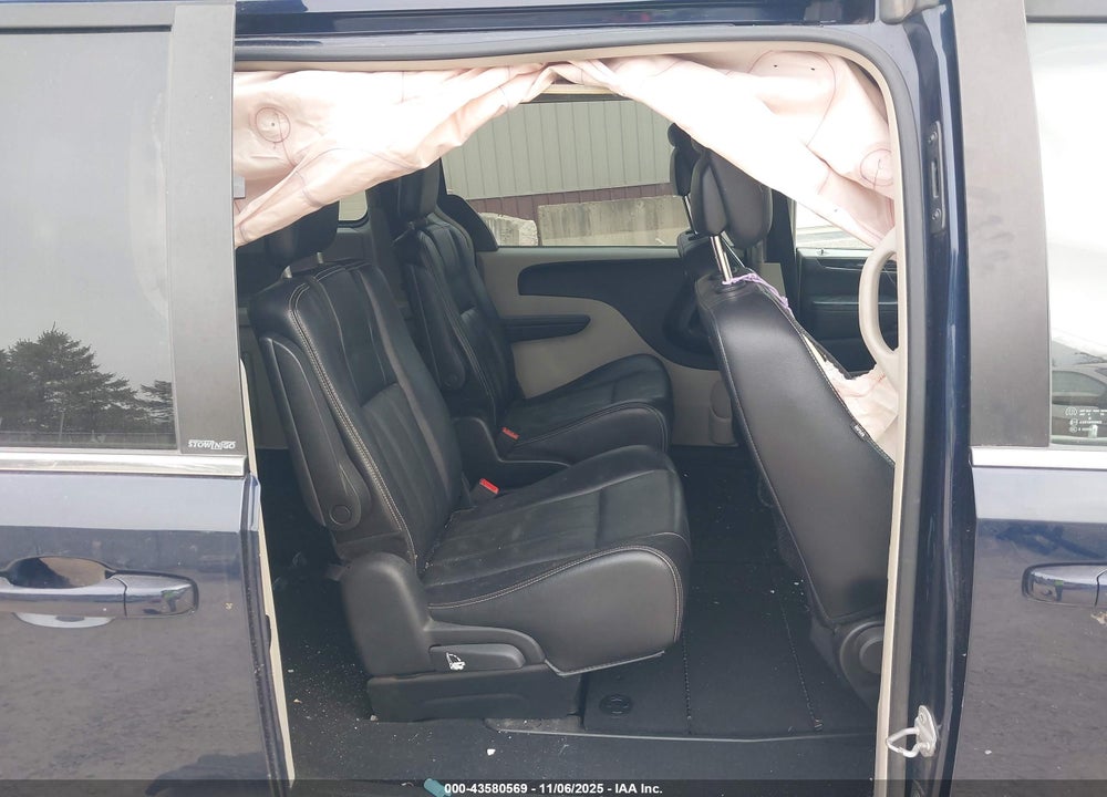 2013 CHRYSLER TOWN & COUNTRY TOURING VIN: 2C4RC1BG1DR517995