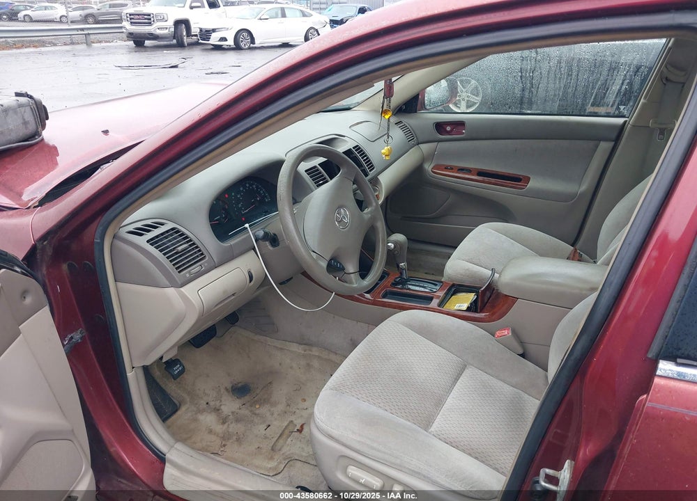2004 TOYOTA CAMRY XLE VIN: 4T1BE30K24U323196