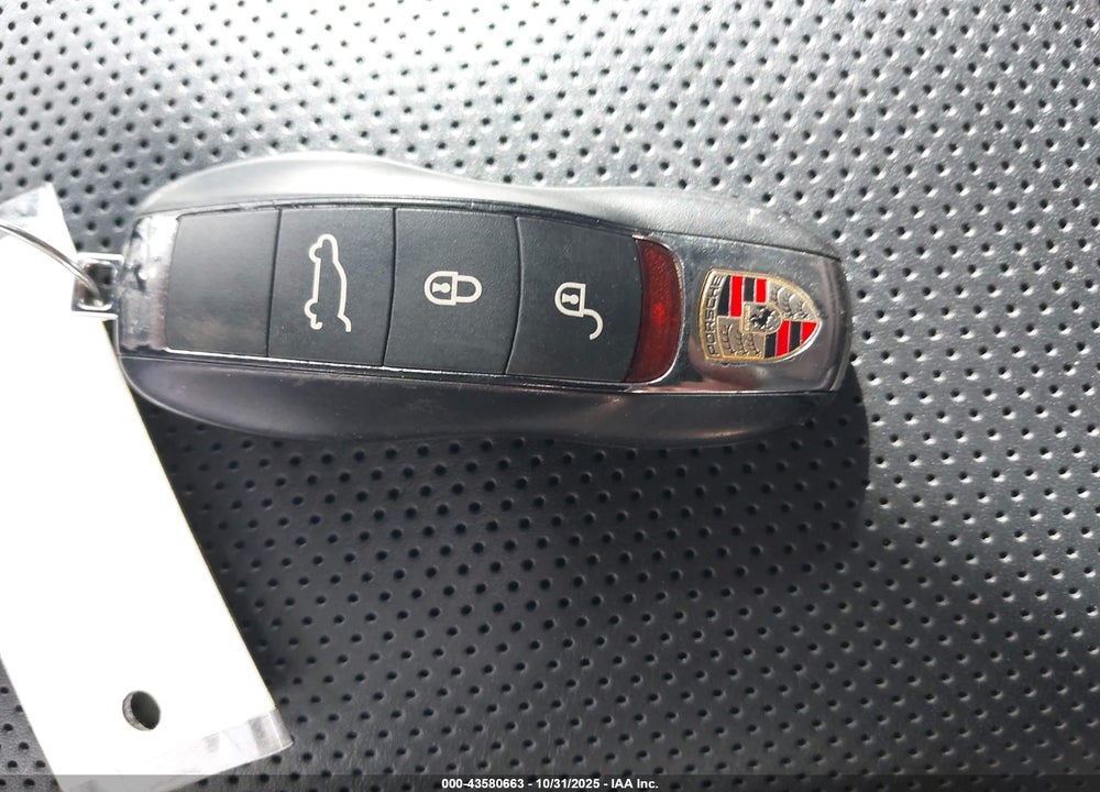 2018 PORSCHE MACAN S VIN: WP1AB2A56JLB35793