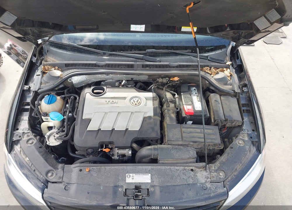 2012 VOLKSWAGEN JETTA 2.0L TDI VIN: 3VWLL7AJ0CM332670