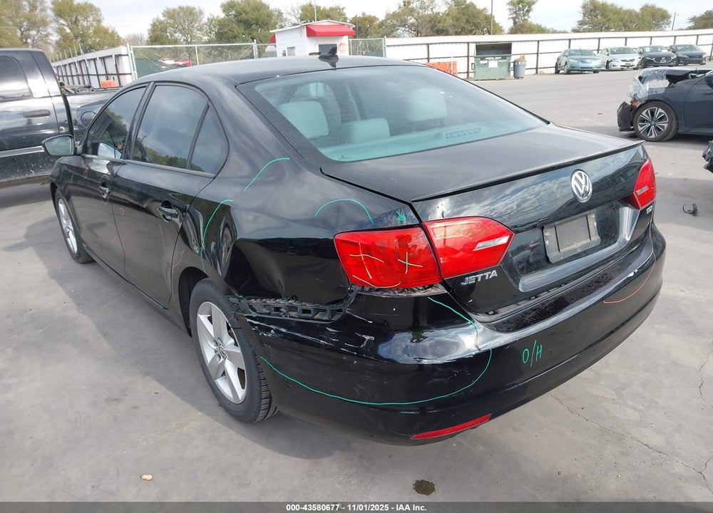 2012 VOLKSWAGEN JETTA 2.0L TDI VIN: 3VWLL7AJ0CM332670