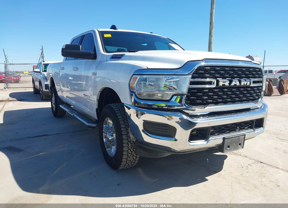 2022 RAM 2500 BIG HORN 4X4 6'4 BOX VIN: 3C6UR5DJ3NG182715