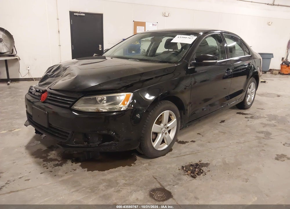 2013 VOLKSWAGEN JETTA VIN: 3VWDX7AJ3DM369268