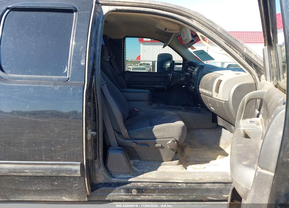 2009 CHEVROLET SILVERADO 1500 LT VIN: 1GCEK29019Z262178