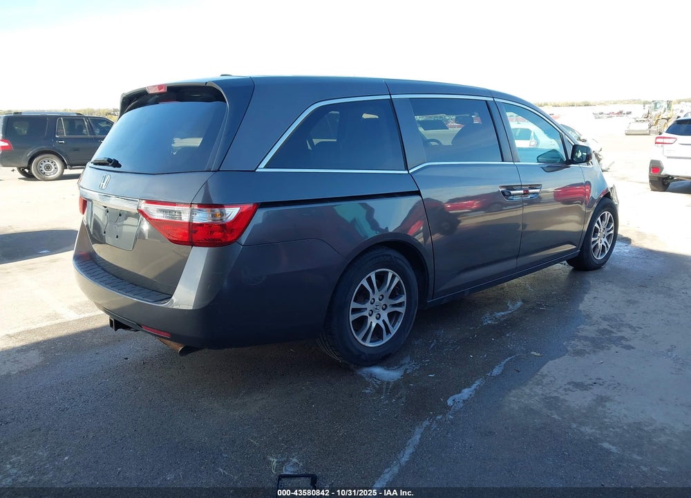 2012 HONDA ODYSSEY EX-L VIN: 5FNRL5H65CB101111