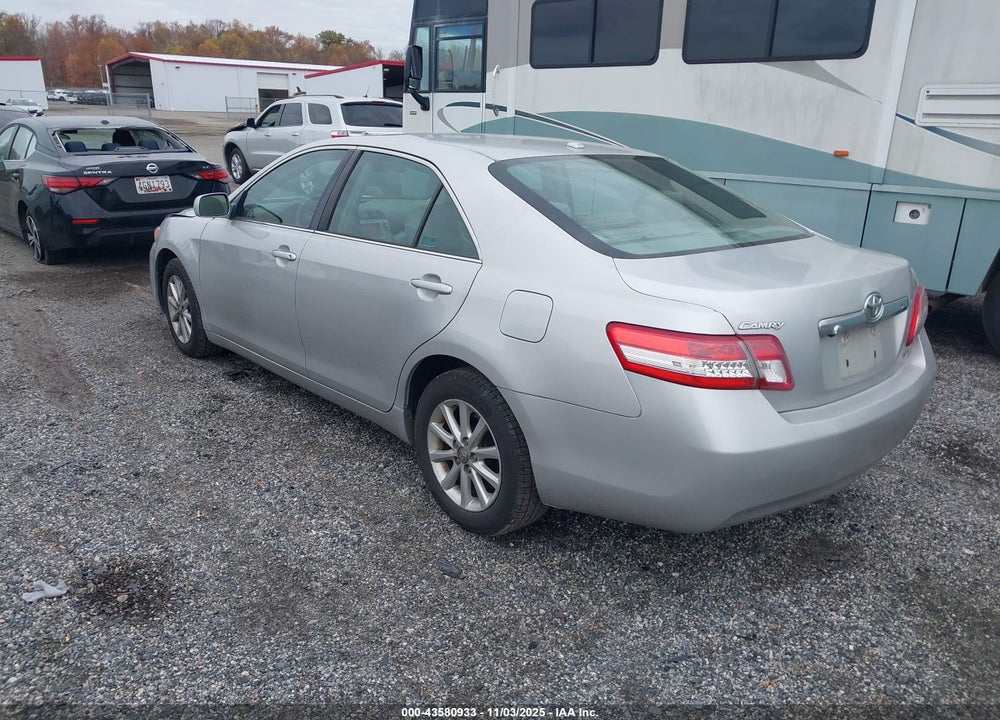 2011 TOYOTA CAMRY XLE VIN: 4T1BF3EK2BU224249