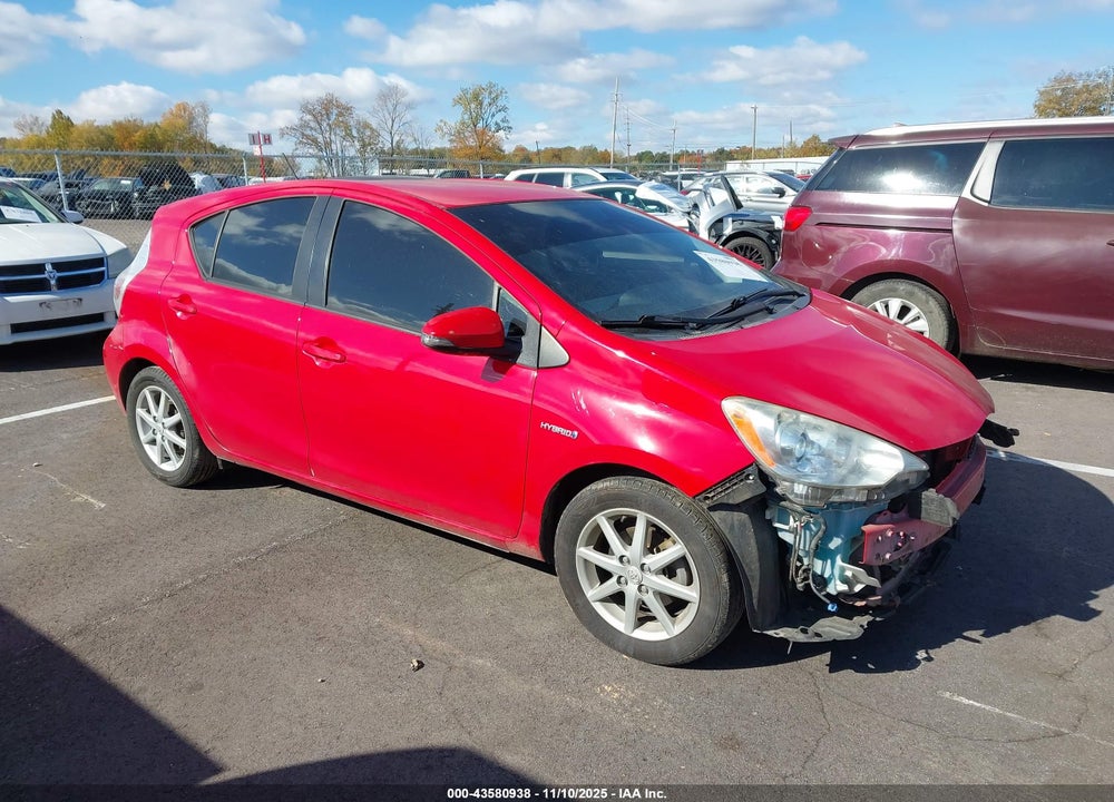 2012 TOYOTA PRIUS C THREE VIN: JTDKDTB33C1522397