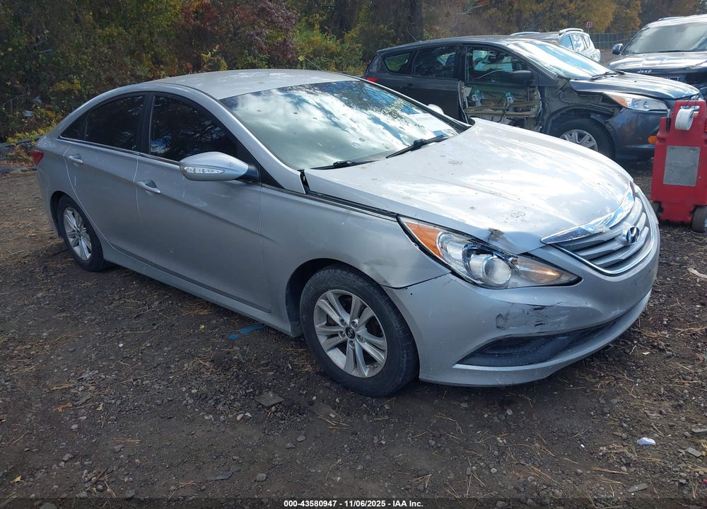 2014 HYUNDAI SONATA GLS VIN: 5NPEB4AC0EH891353