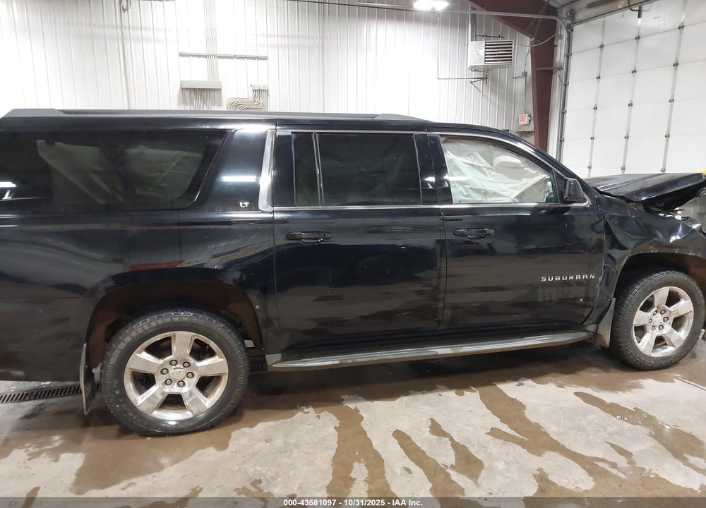 2015 CHEVROLET SUBURBAN 1500 LT VIN: 1GNSKJKC6FR302792