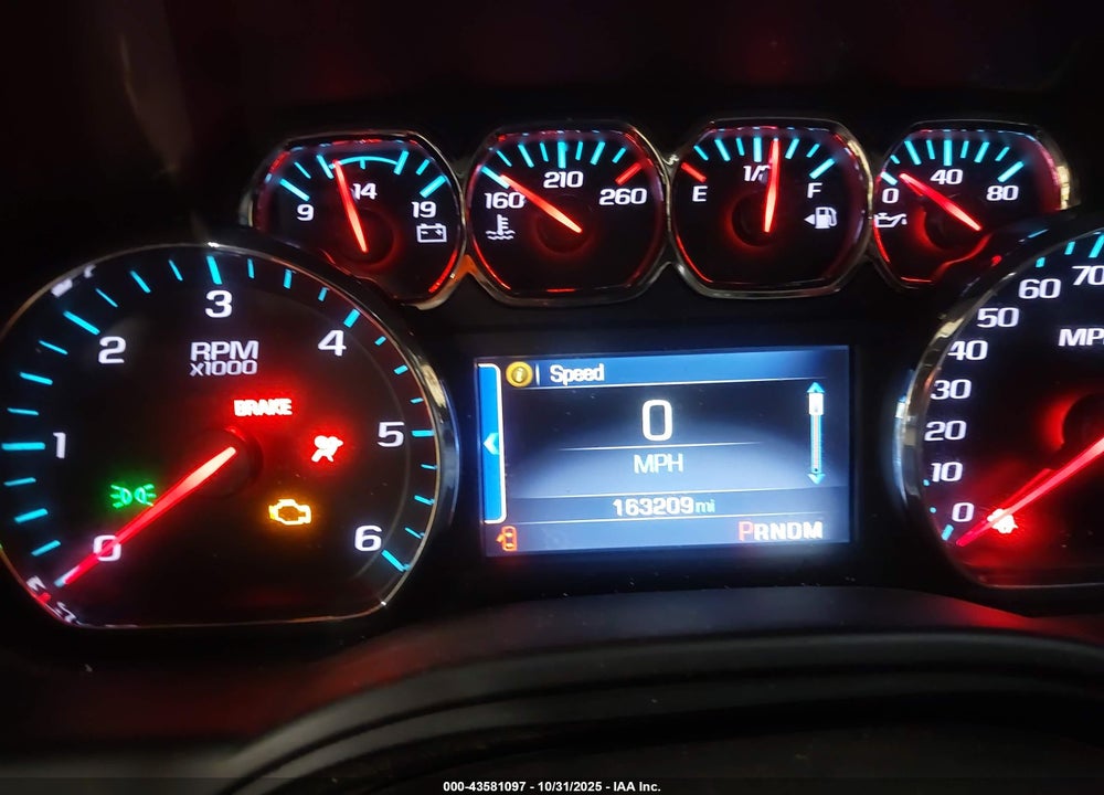 2015 CHEVROLET SUBURBAN 1500 LT VIN: 1GNSKJKC6FR302792