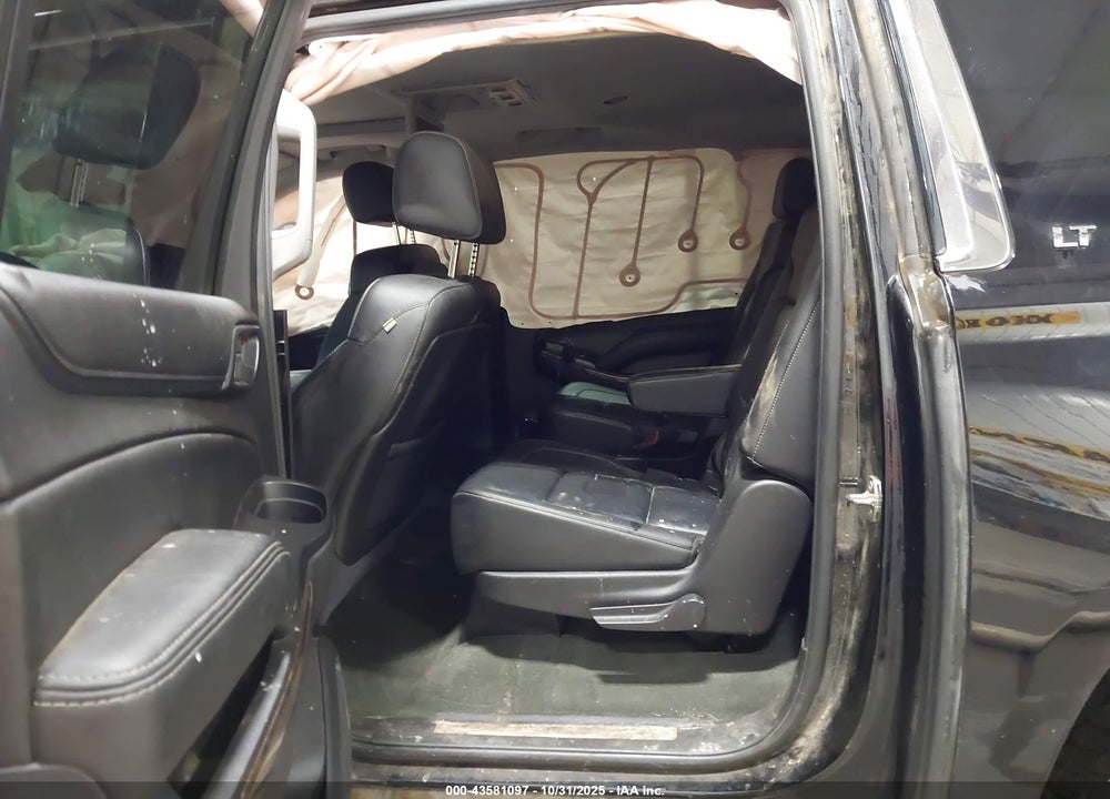 2015 CHEVROLET SUBURBAN 1500 LT VIN: 1GNSKJKC6FR302792