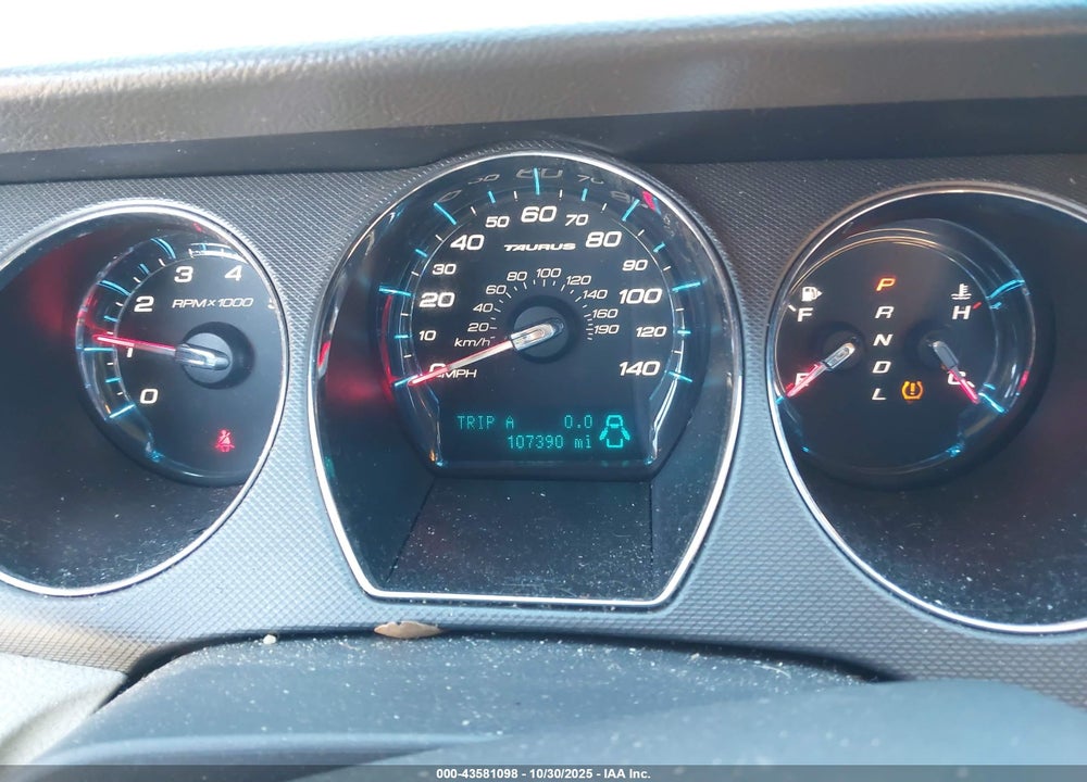2010 FORD TAURUS SE VIN: 1FAHP2DW6AG136804