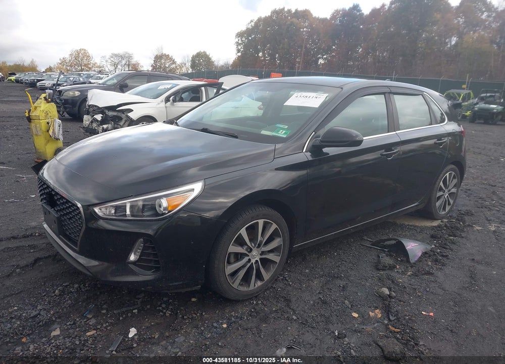 2018 HYUNDAI ELANTRA VIN: KMHH35LE9JU028402