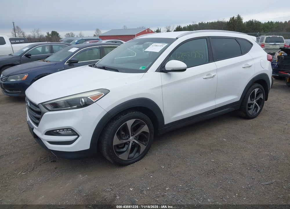 2016 HYUNDAI TUCSON VIN: KM8J3CA23GU183213