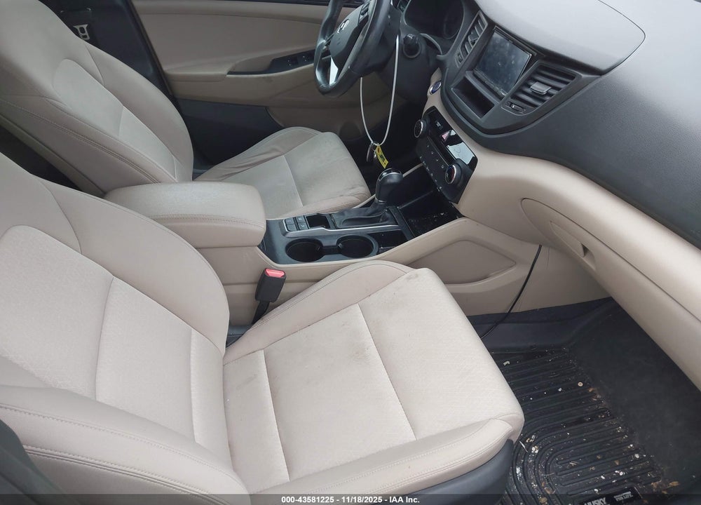 2016 HYUNDAI TUCSON VIN: KM8J3CA23GU183213