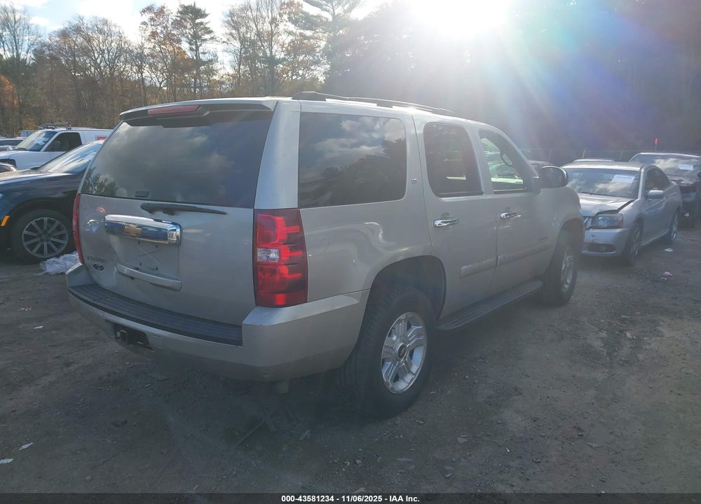 2007 CHEVROLET TAHOE LT VIN: 1GNFK13077R183643