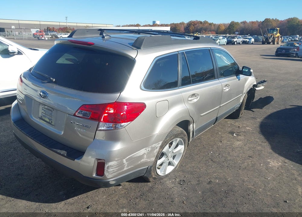 2014 SUBARU OUTBACK VIN: 4S4BRBKC5E3240602