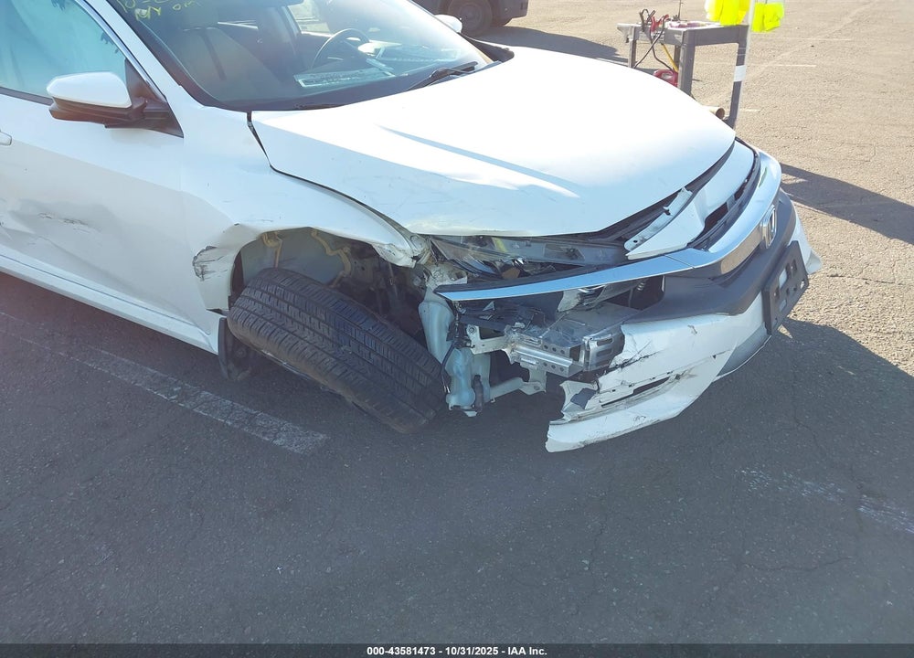 2018 HONDA CIVIC EX VIN: 19XFC2F79JE207092