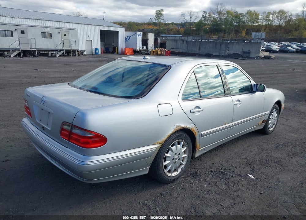 2000 MERCEDES-BENZ E 320 VIN: WDBJF65J3YB155941