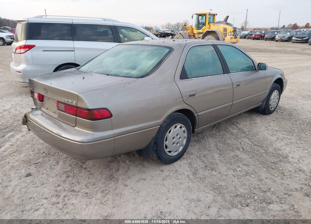 1999 TOYOTA CAMRY LE VIN: JT2BG22K4X0371809