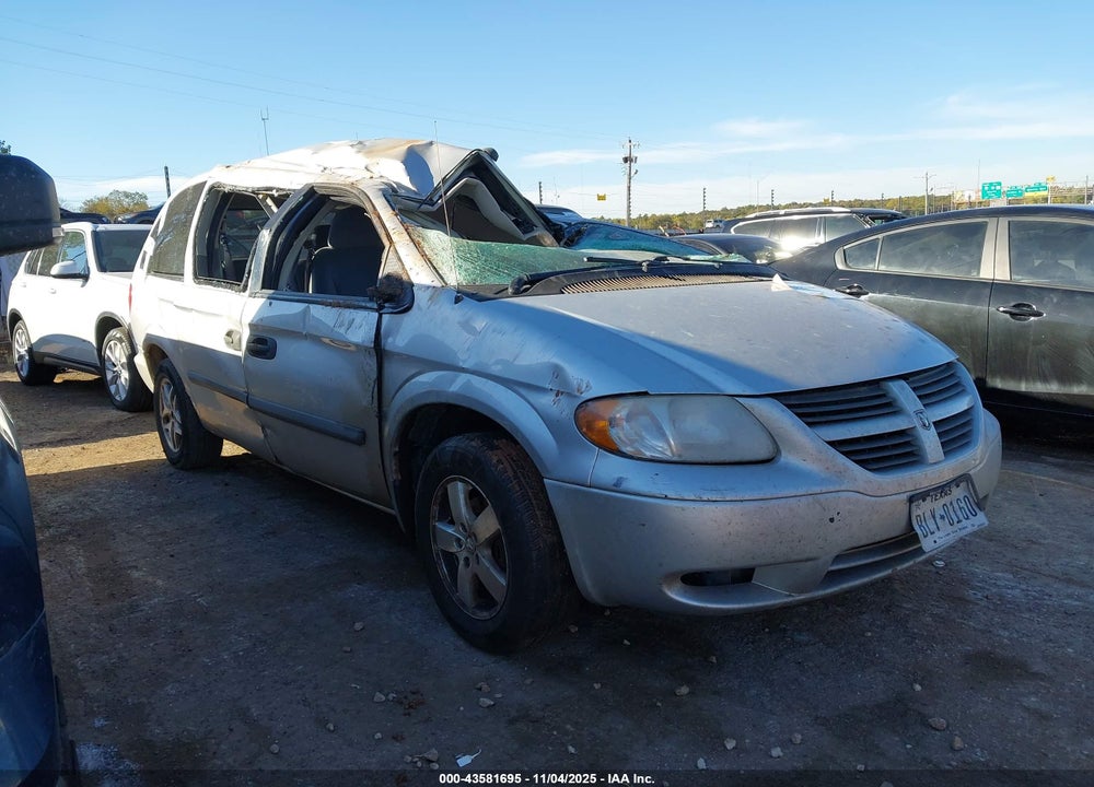 2005 DODGE GRAND CARAVAN SE VIN: 1D4GP24R15B332008
