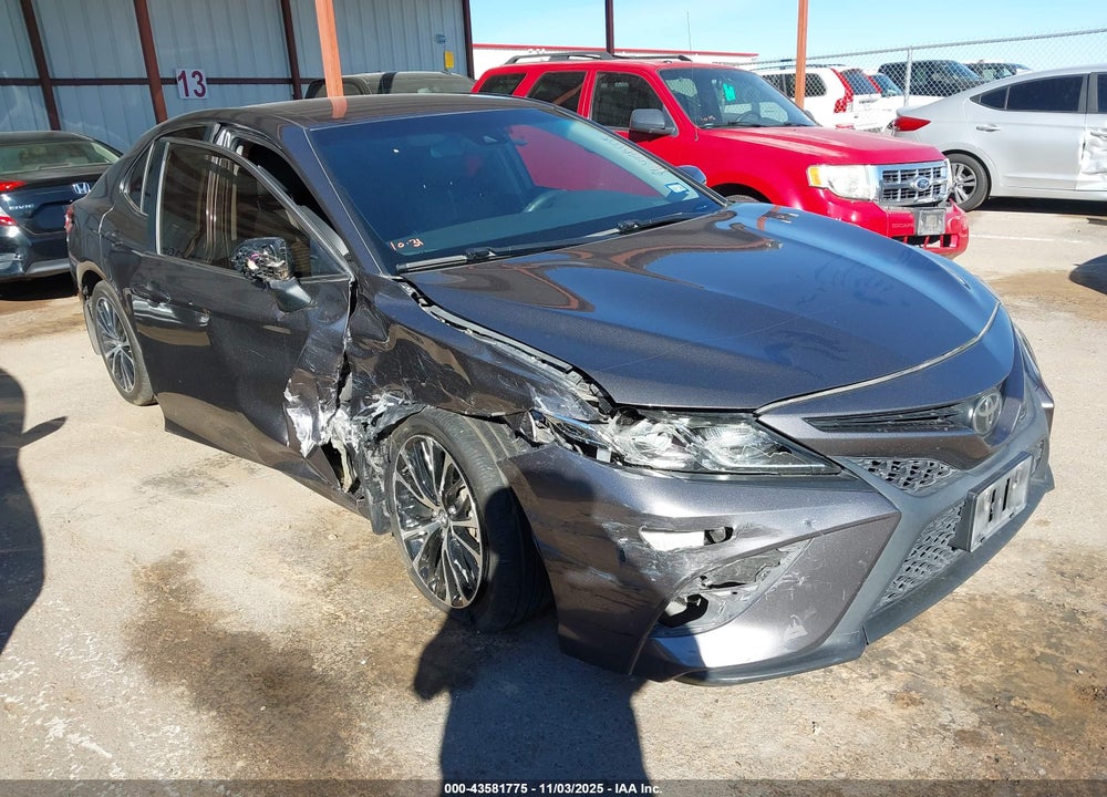 2020 TOYOTA CAMRY SE VIN: 4T1G11AK7LU869138