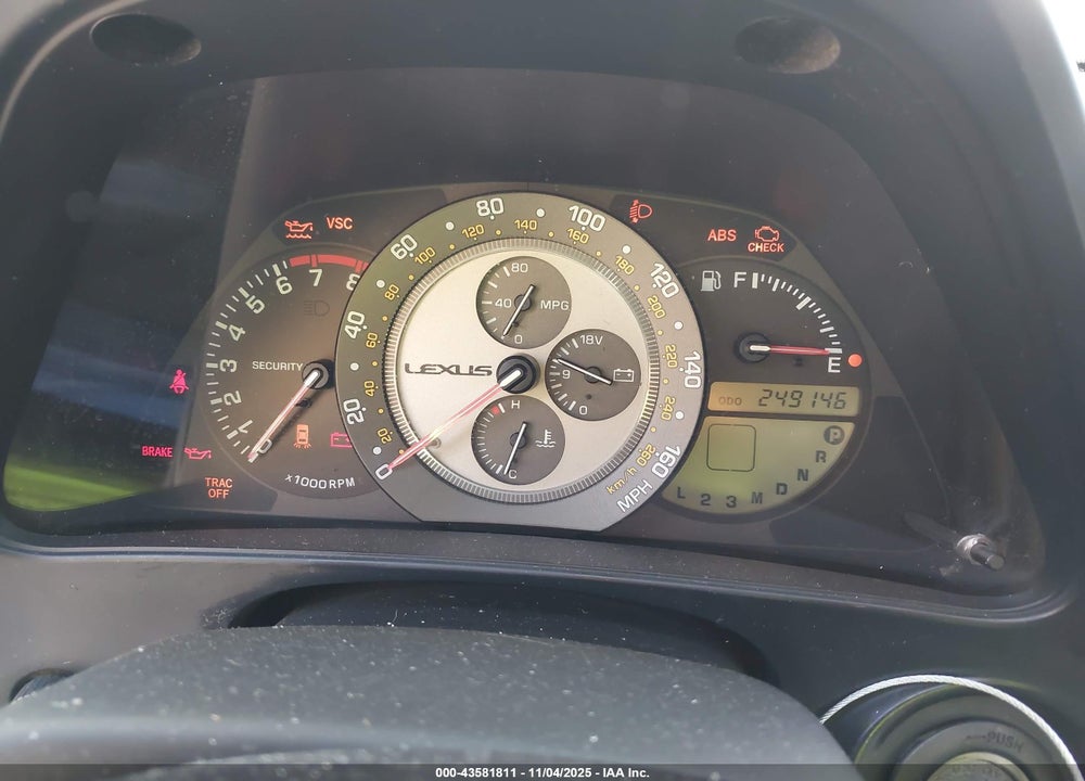 2002 LEXUS IS 300 VIN: JTHBD192720063430