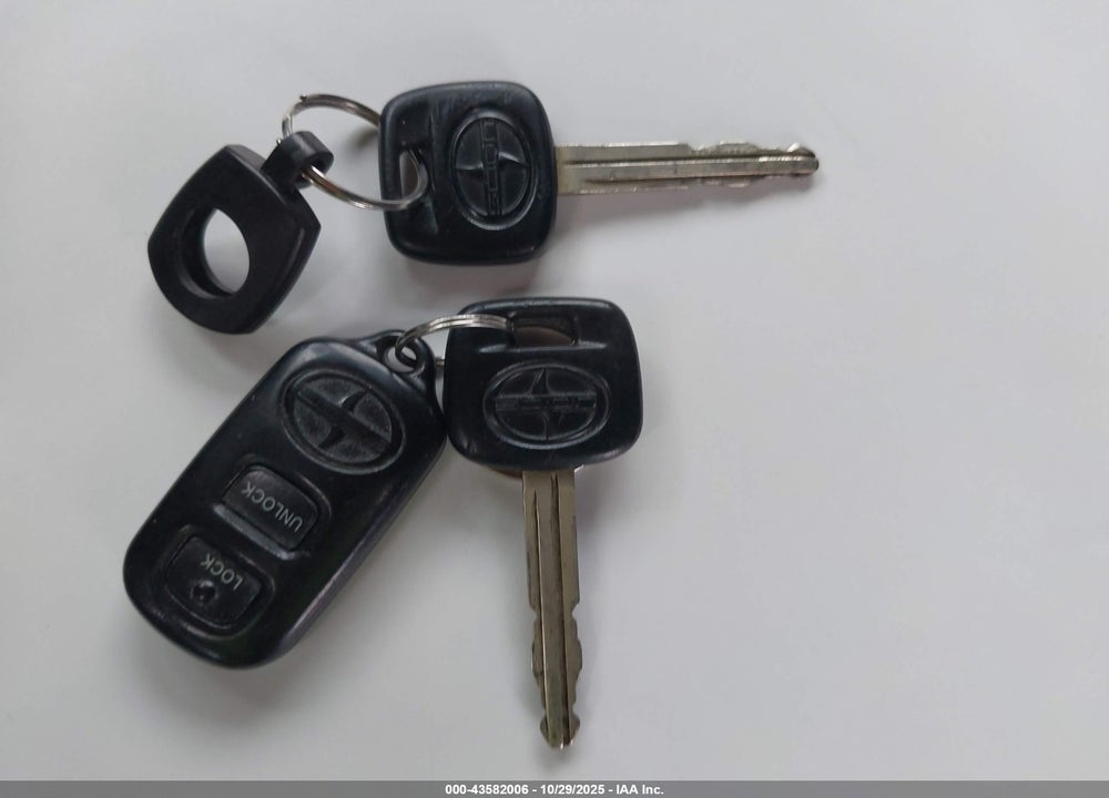 2006 SCION XB VIN: JTLKT324164115620