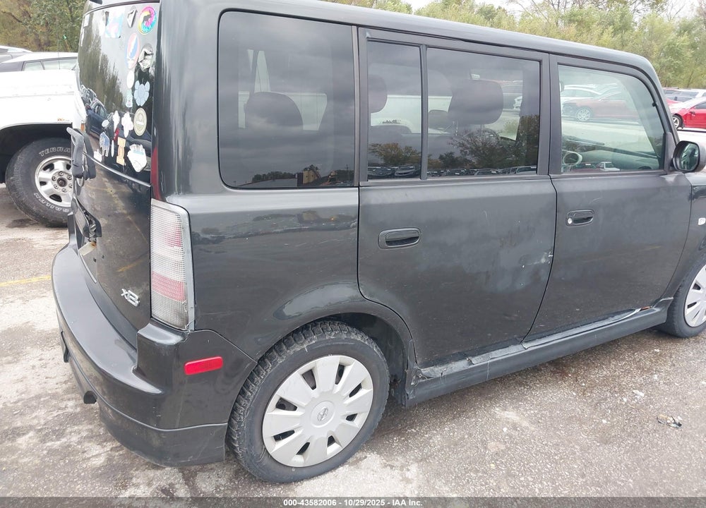 2006 SCION XB VIN: JTLKT324164115620