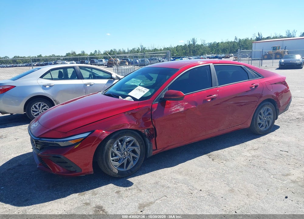 2024 HYUNDAI ELANTRA SEL VIN: KMHLM4DG2RU735788