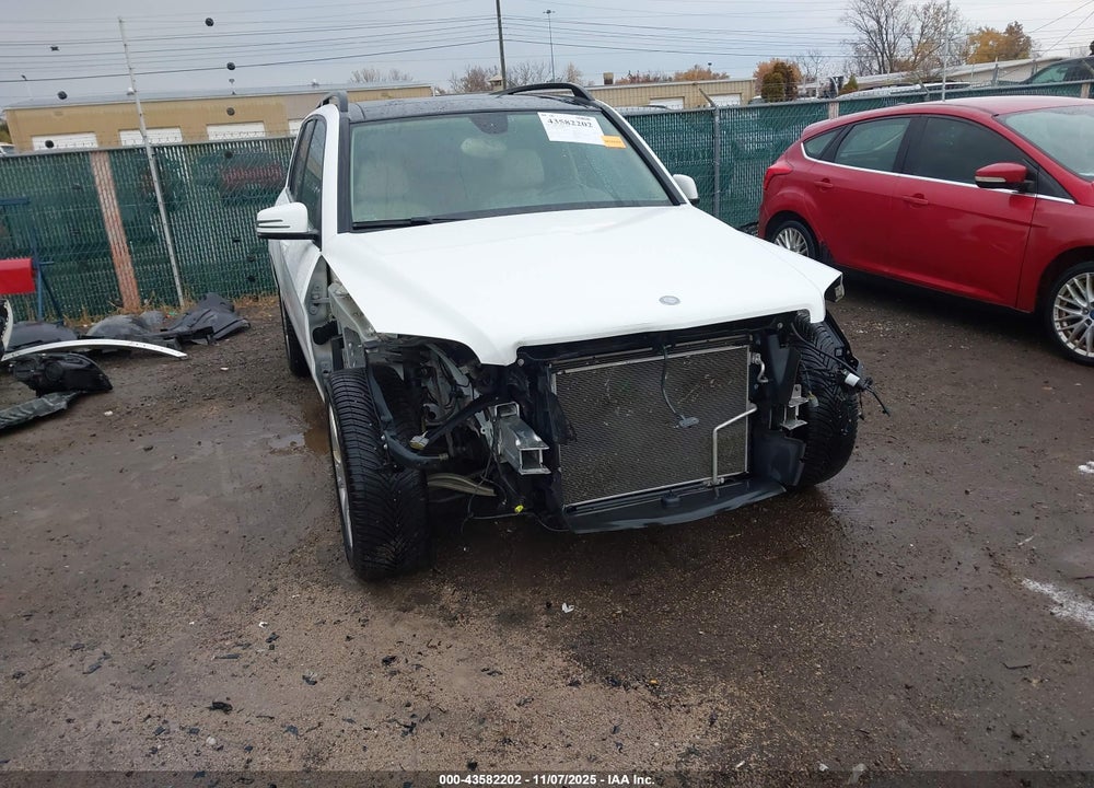 2015 MERCEDES-BENZ GLK-CLASS VIN: WDCGG8JB0FG427827