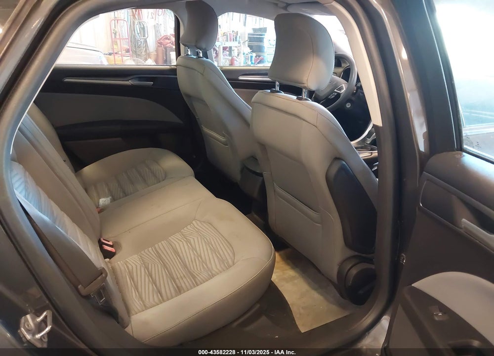 2016 FORD FUSION VIN: 3FA6P0G7XGR376424