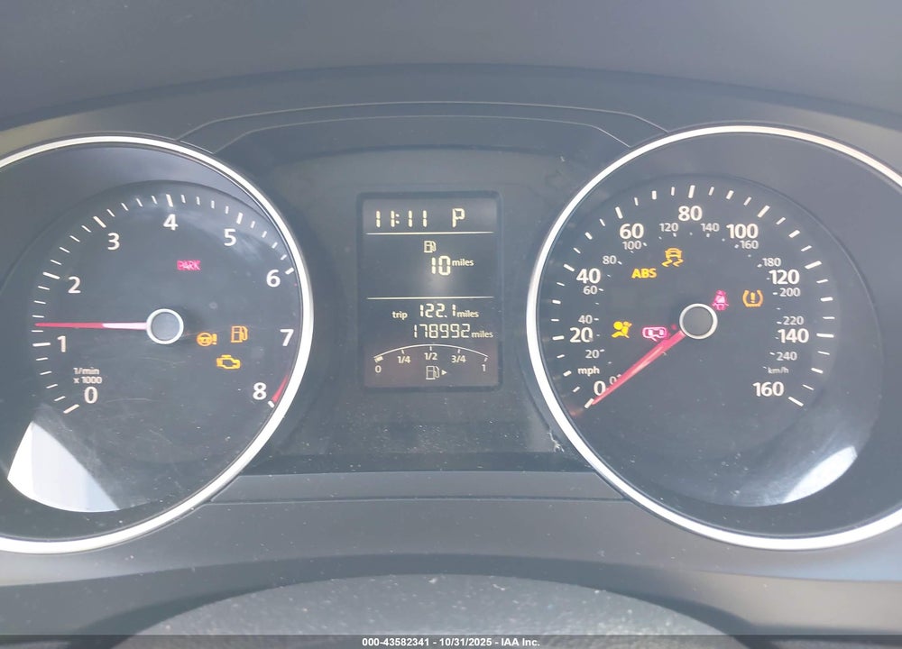 2015 VOLKSWAGEN JETTA 1.8T SE VIN: 3VWD17AJ4FM355626