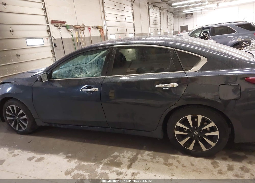 2018 NISSAN ALTIMA 2.5 SV VIN: 1N4AL3AP6JC103227