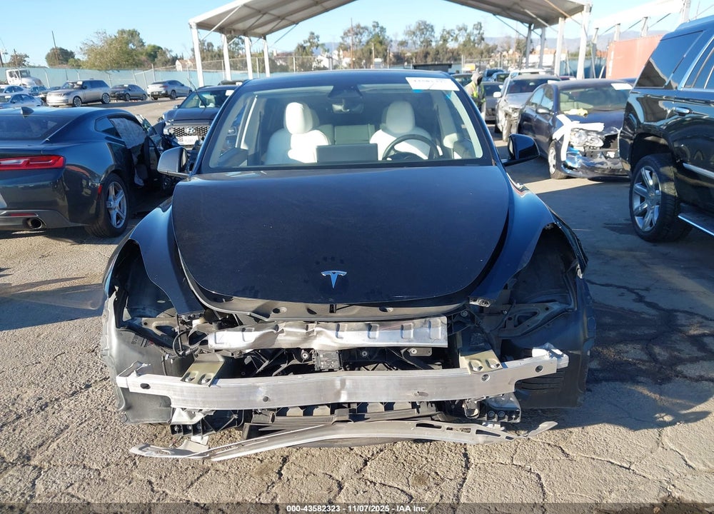 2021 TESLA MODEL Y LONG RANGE DUAL MOTOR ALL-WHEEL DRIVE VIN: 5YJYGDEE2MF152332