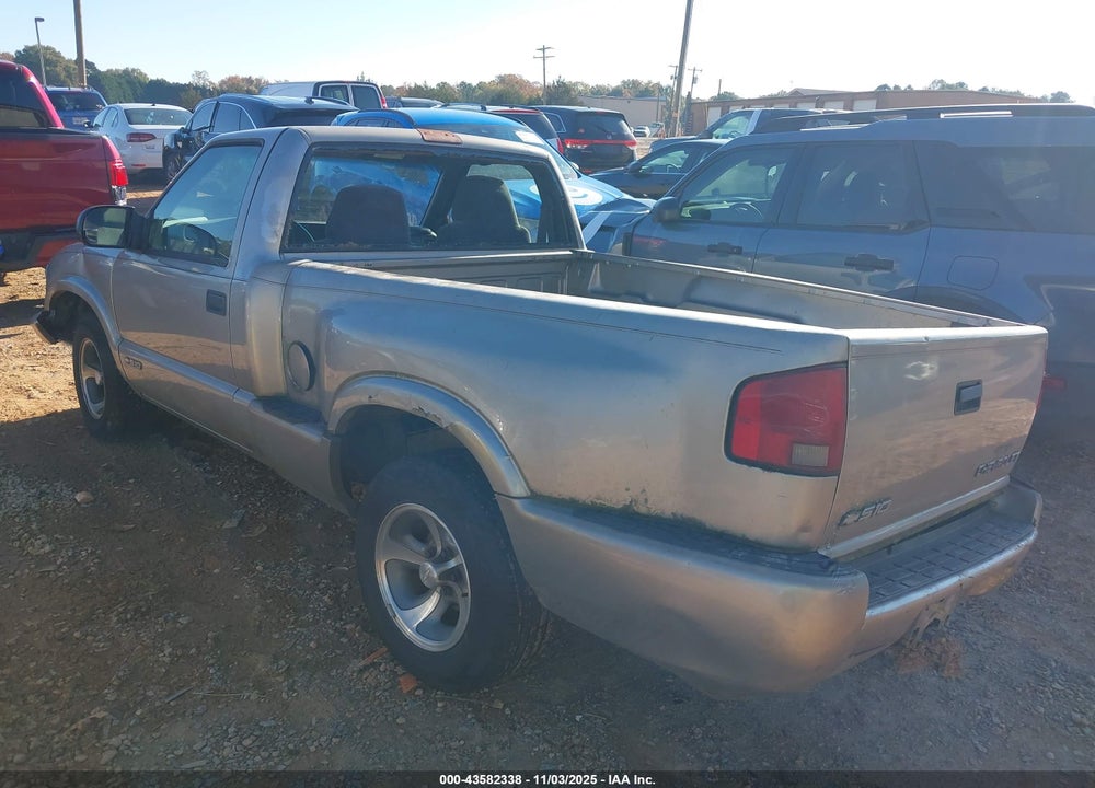 2002 CHEVROLET S-10 VIN: 1GCCS145828190038