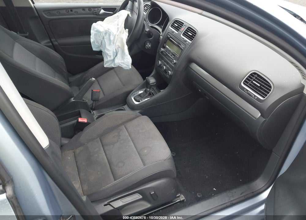 2011 VOLKSWAGEN GOLF 2.5L 4-DOOR VIN: WVWDB7AJ7BW042404