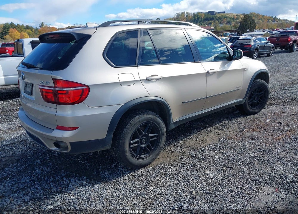 2013 BMW X5 XDRIVE35I/XDRIVE35I PREMIUM/XDRIVE35I SPORT ACTIVITY VIN: 5UXZV4C56D0B23560